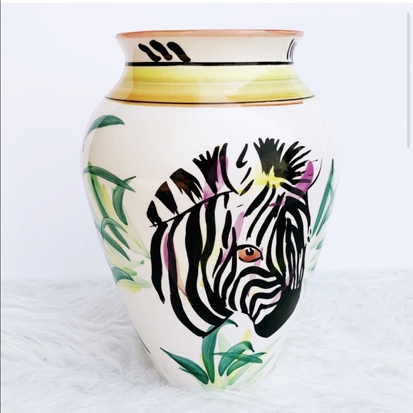 BOHO Safari Jungalow Justina Blakeney Zebra Vase - Picture 3 of 10